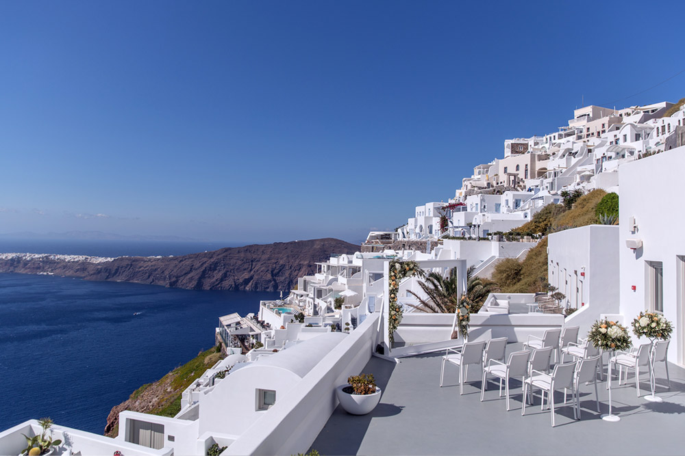 Grace-Hotel-Santorini-Intimate-Wedding-Venue
